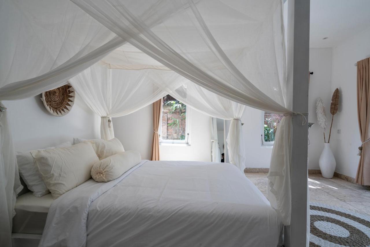 Isaiya Boutique Hotel Canggu Extérieur photo