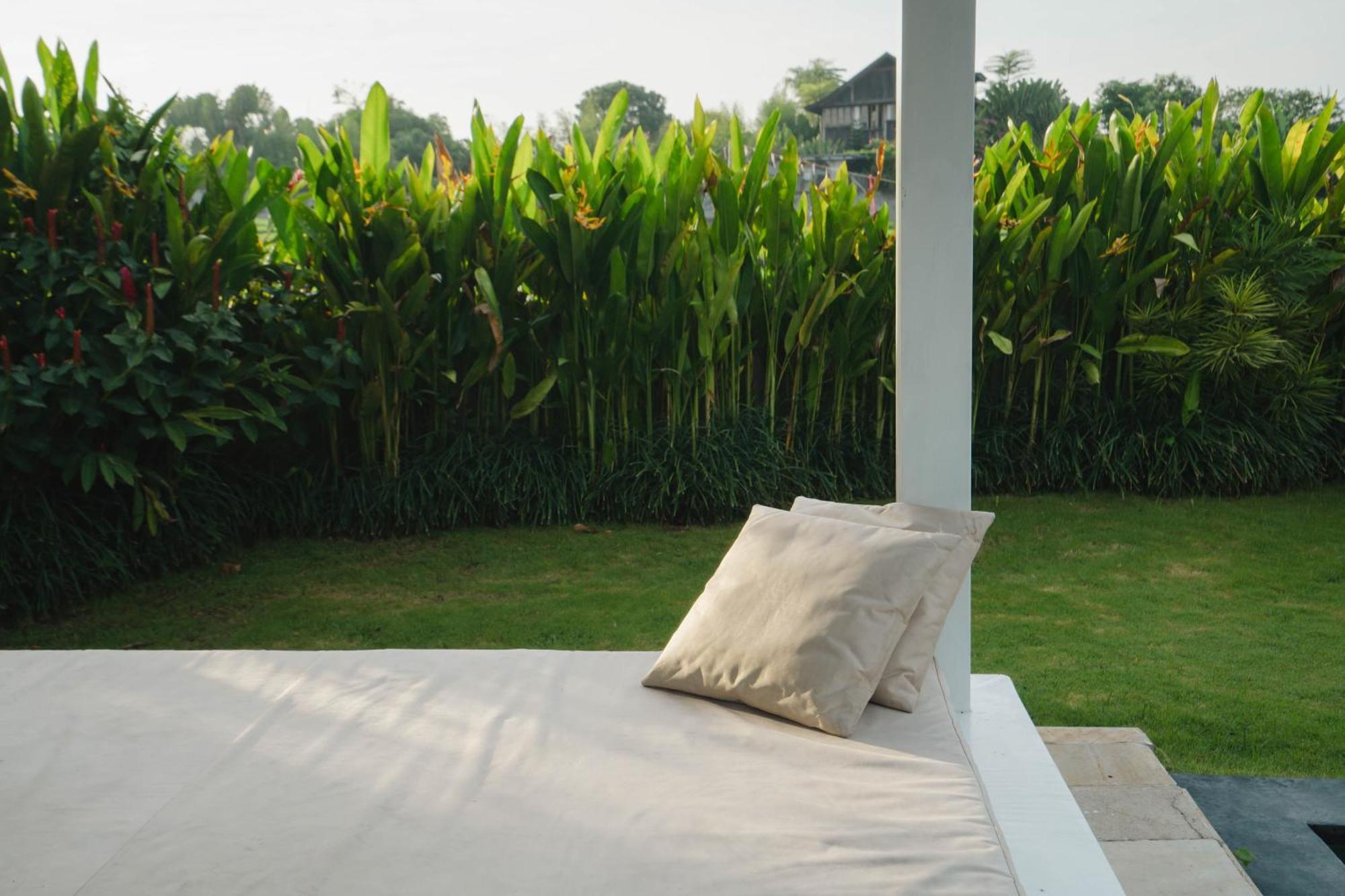 Isaiya Boutique Hotel Canggu Extérieur photo